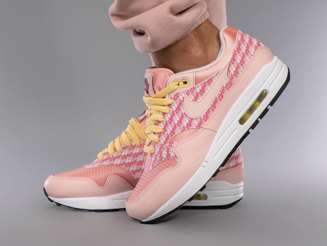 On-Feet Nike Air Max 1 “Strawberry Lemonade” On-Feet Nike Air Max 1 “Strawberry Lemonade”