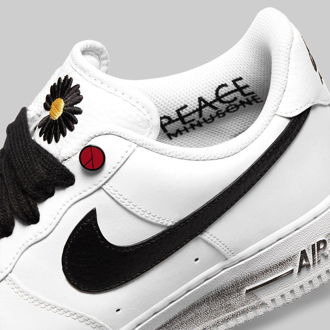 G-Dragon dévoile une PEACEMINUSONE x Nike Air Force 1 “Paranoise” Blanche