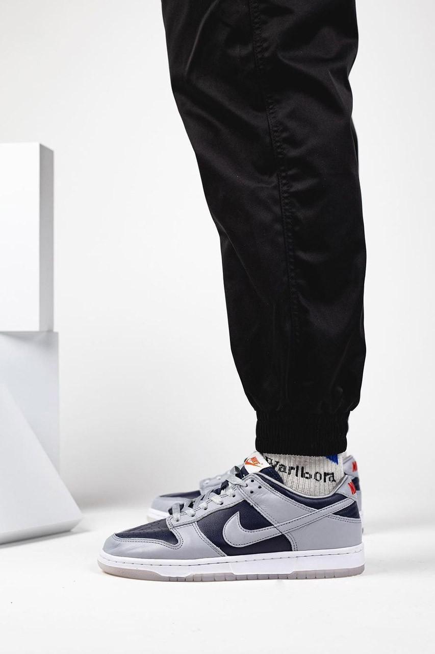 Deux. coloris de Nike Dunk Low 2021 font surface