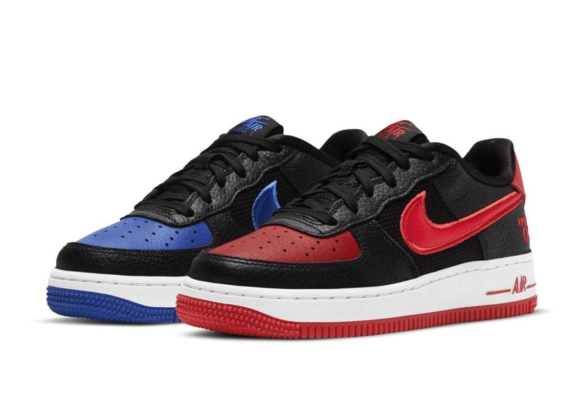Nike Air Force 1 Low 82 Bred et Royal Nike Air Force 1 Low 82 Bred et Royal