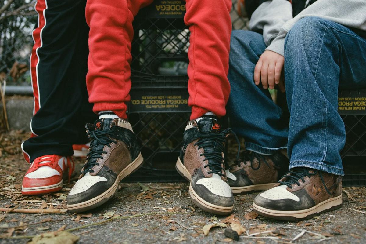 Bodega et Nike se dirigent sur un terrain vague avec la dunk "légende" inspirée du base-ball