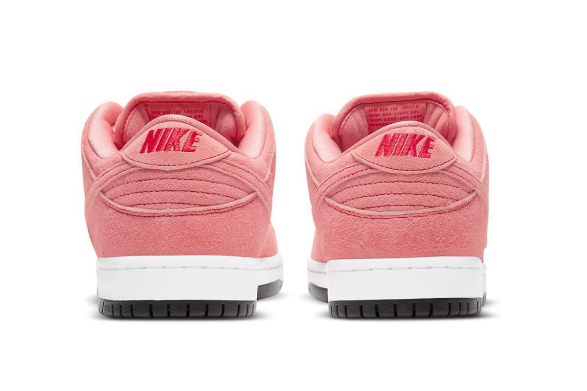 NIKE Dunk Low Pink Pig