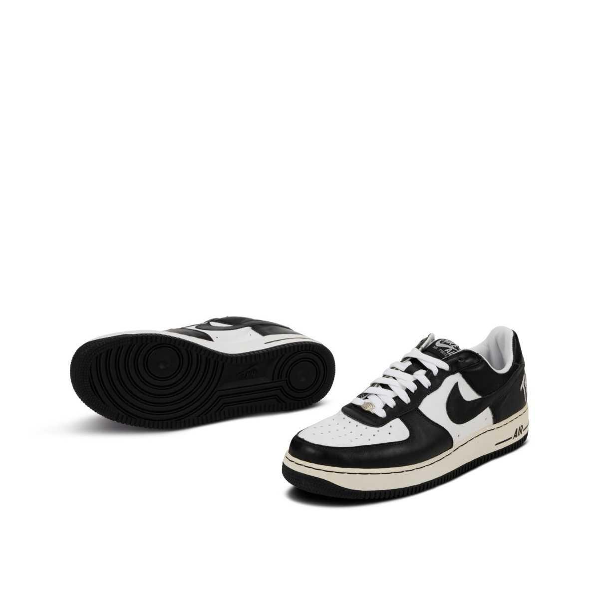 NIKE Air Force 1 Terror Squad NIKE Air Force 1 Terror Squad