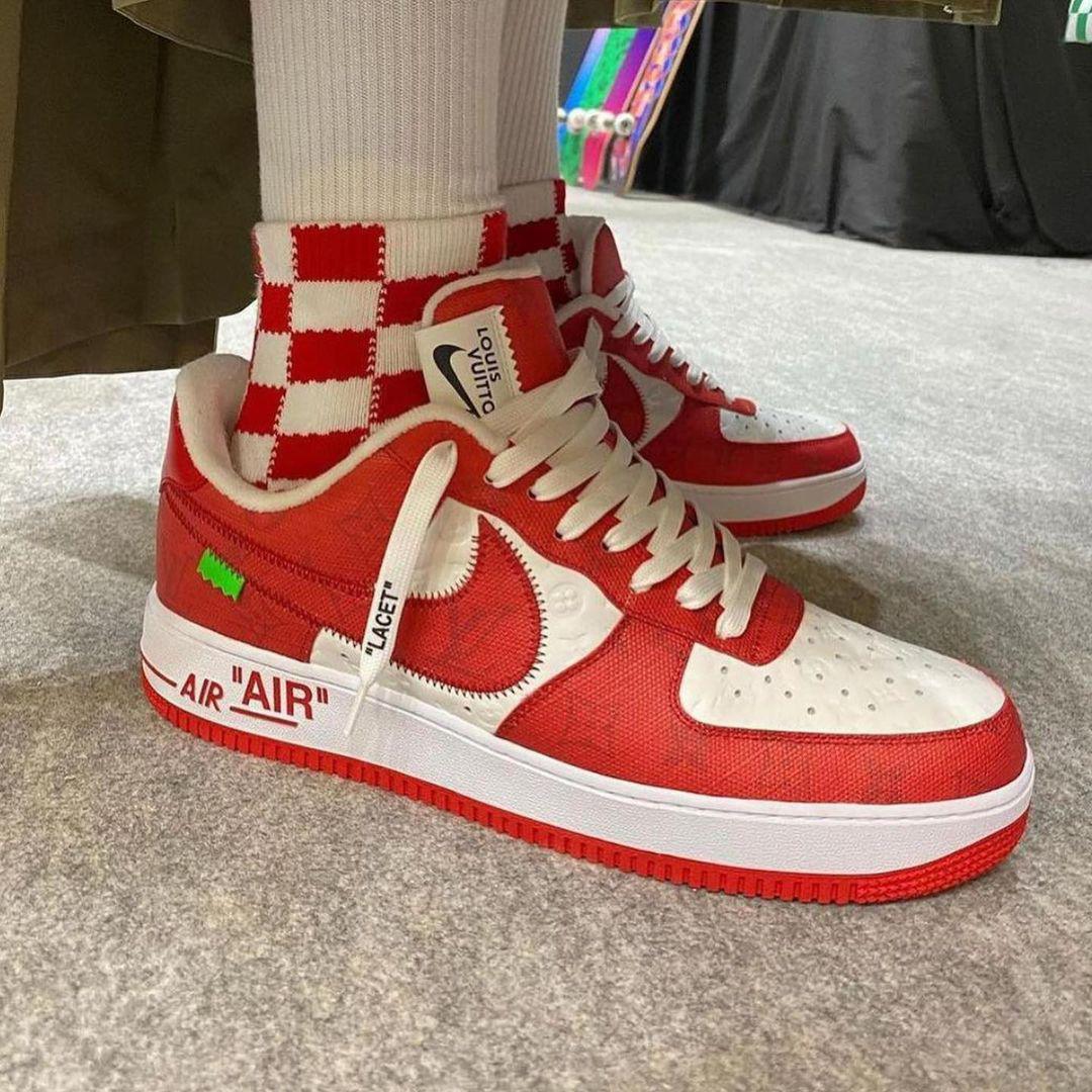 Qui contrefait les contrefacteurs ? Qui contrefait les contrefacteurs ?