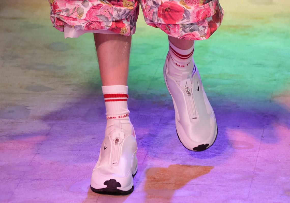 COMME des GARCONS et Nike font revivre l'Air Sunder Max pour SS22 COMME des GARCONS et Nike font revivre l'Air Sunder Max pour SS22