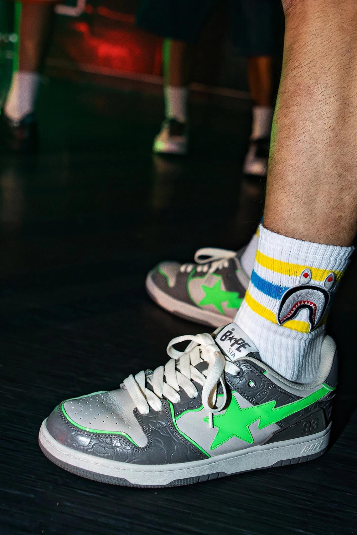 La SK8 STA de BAPE mélange luxe et rue avec le pack "Hybrid Forces". La SK8 STA de BAPE mélange luxe et rue avec le pack "Hybrid Forces".