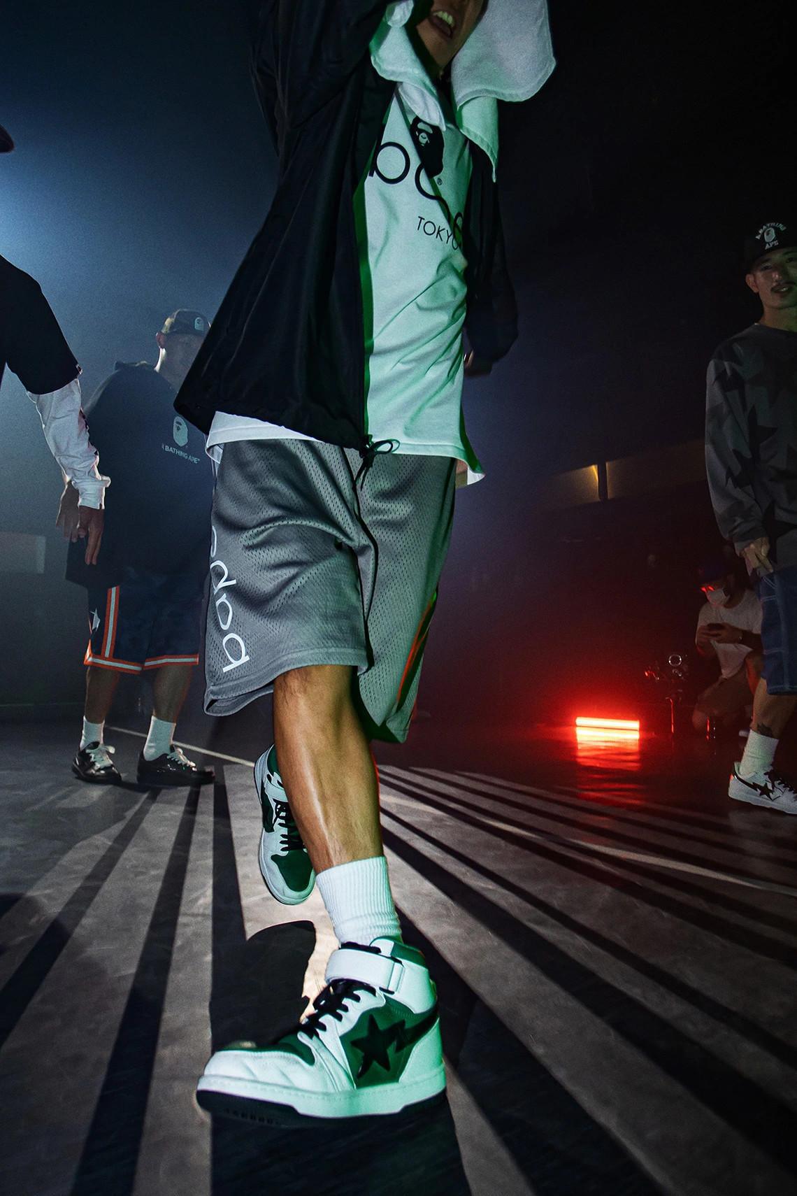 La SK8 STA de BAPE mélange luxe et rue avec le pack "Hybrid Forces". La SK8 STA de BAPE mélange luxe et rue avec le pack "Hybrid Forces".