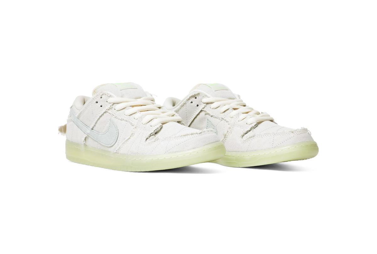 NIKE SB Dunk Low Mummy NIKE SB Dunk Low Mummy