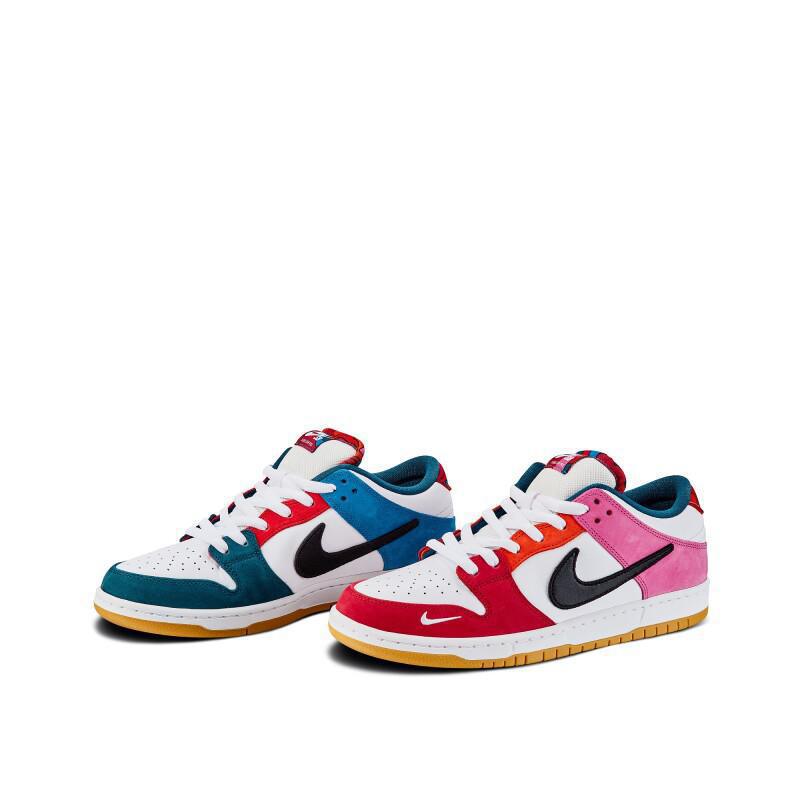 NIKE SB Dunk Low Pro QS x Parra F&F NIKE SB Dunk Low Pro QS x Parra F&F