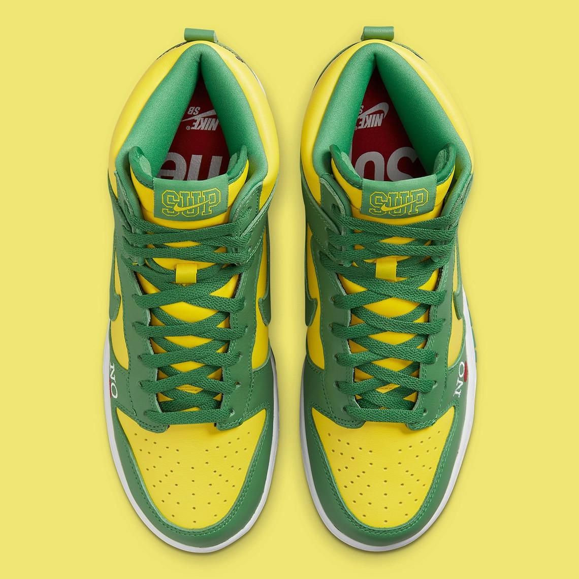 Supreme imite le coloris "Brazil" pour sa troisième Nike SB Dunk High "By Any Means".