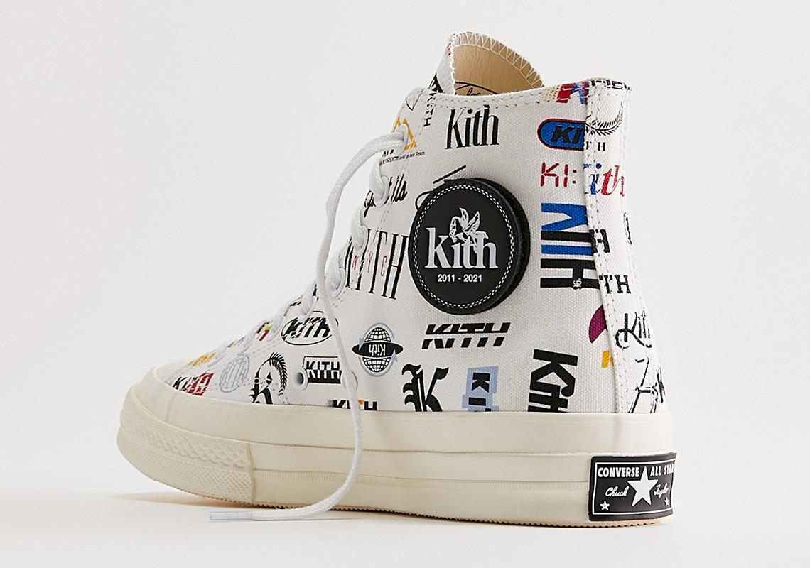 Kith va distribuer de manière aléatoire 72 paires de leurs Converse Chuck 70 en blanc. Kith va distribuer de manière aléatoire 72 paires de leurs Converse Chuck 70 en blanc.