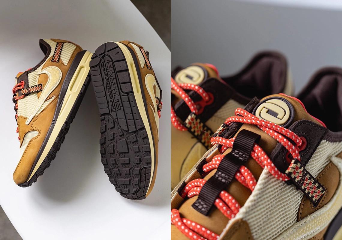 La Travis Scott x Nike Air Max 1 apparaît dans un nouveau coloris avant l'Astroweek. La Travis Scott x Nike Air Max 1 apparaît dans un nouveau coloris avant l'Astroweek.