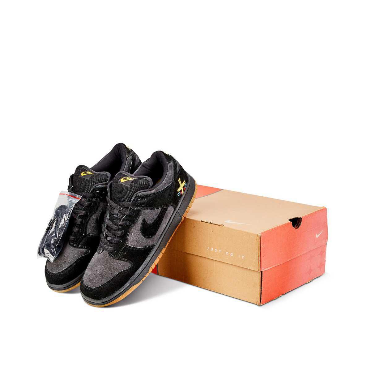 NIKE SB Dunk Low Chocolate NIKE SB Dunk Low Chocolate