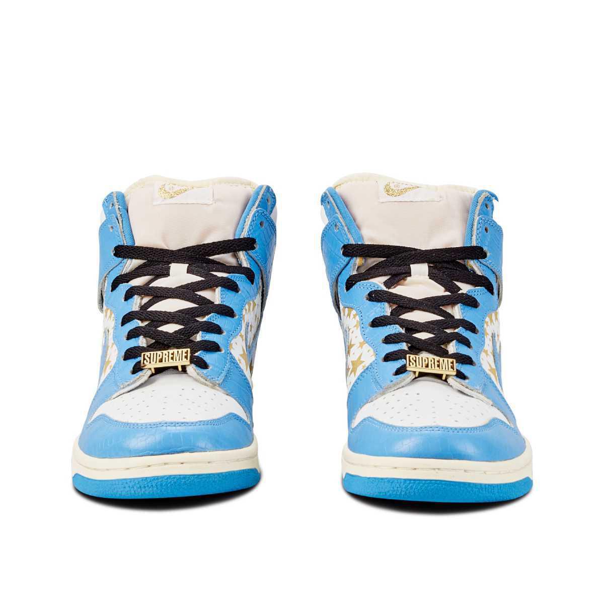 NIKE SB Dunk High x Supreme University Blue  NIKE SB Dunk High x Supreme University Blue