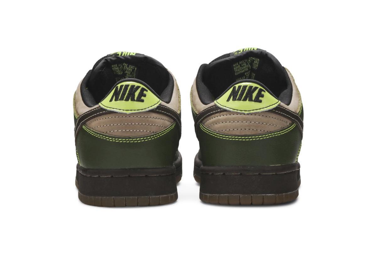 NIKE SB Dunk Low Jedi NIKE SB Dunk Low Jedi