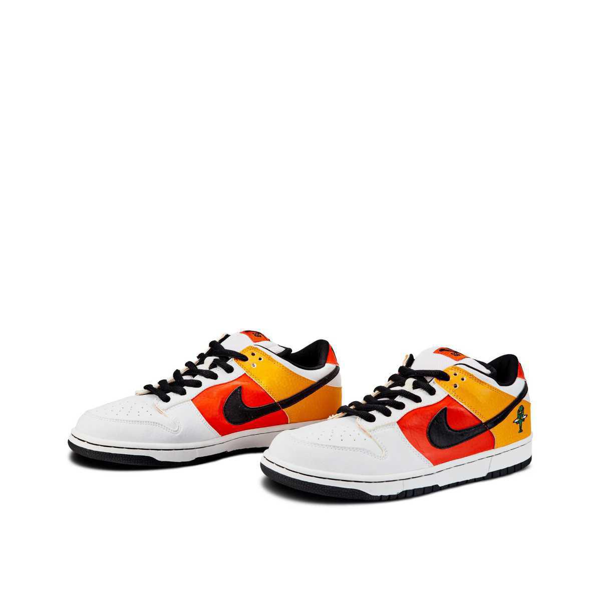 NIKE SB Dunk Low Raygun NIKE SB Dunk Low Raygun