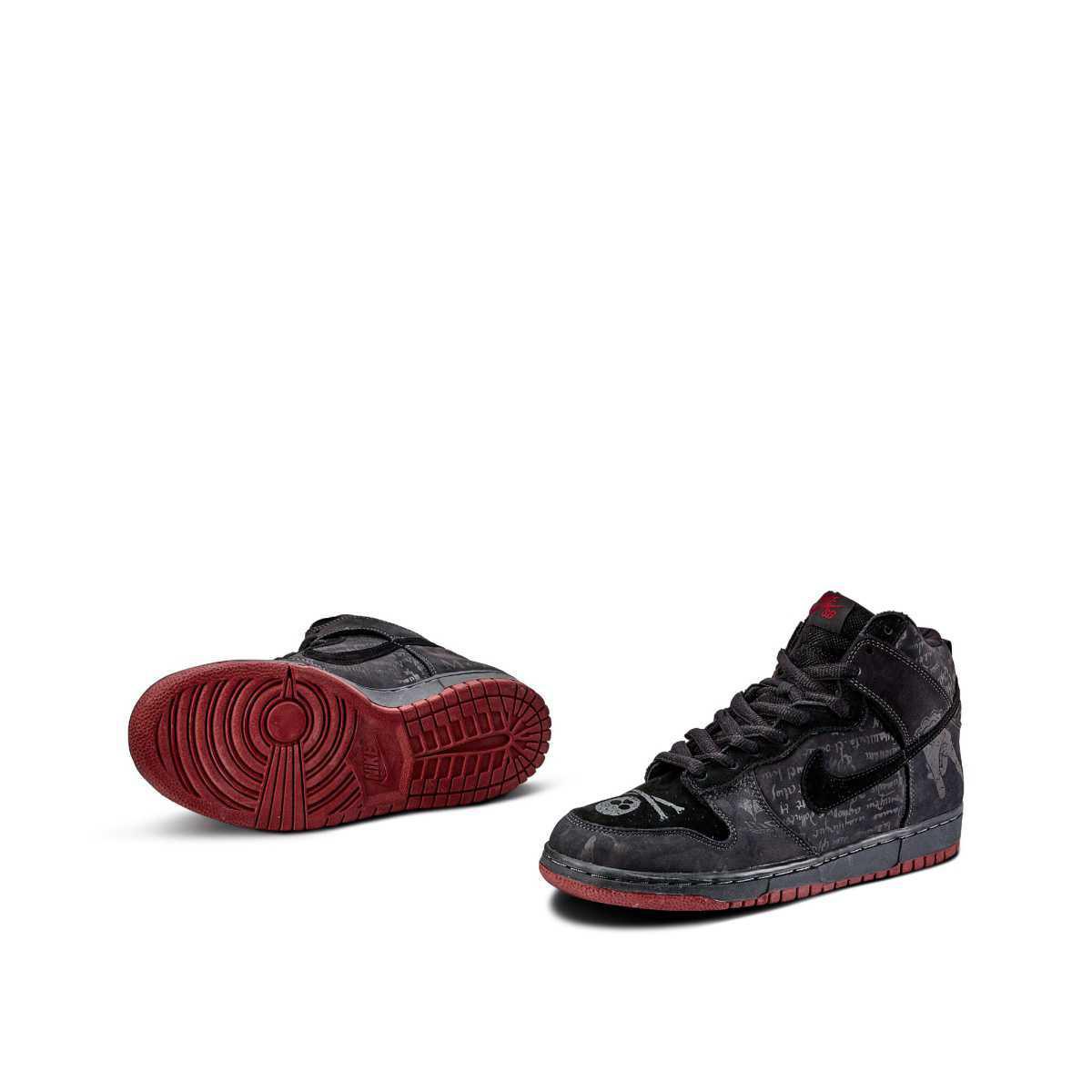 NIKE SB Dunk High Pro Melvins NIKE SB Dunk High Pro Melvins