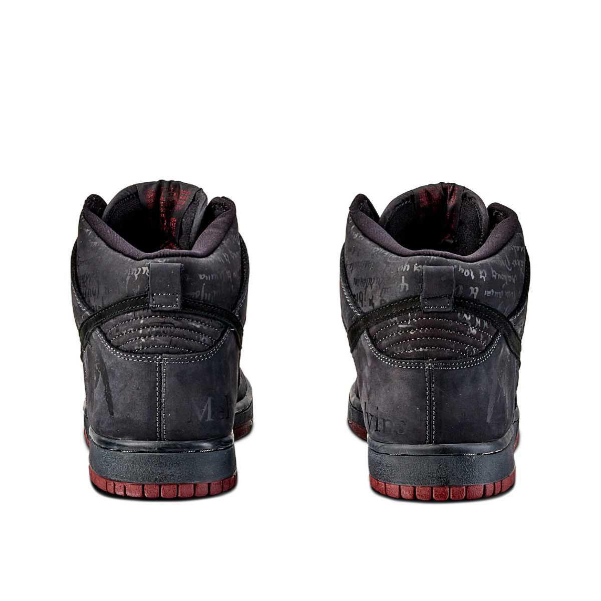 NIKE SB Dunk High Pro Melvins NIKE SB Dunk High Pro Melvins