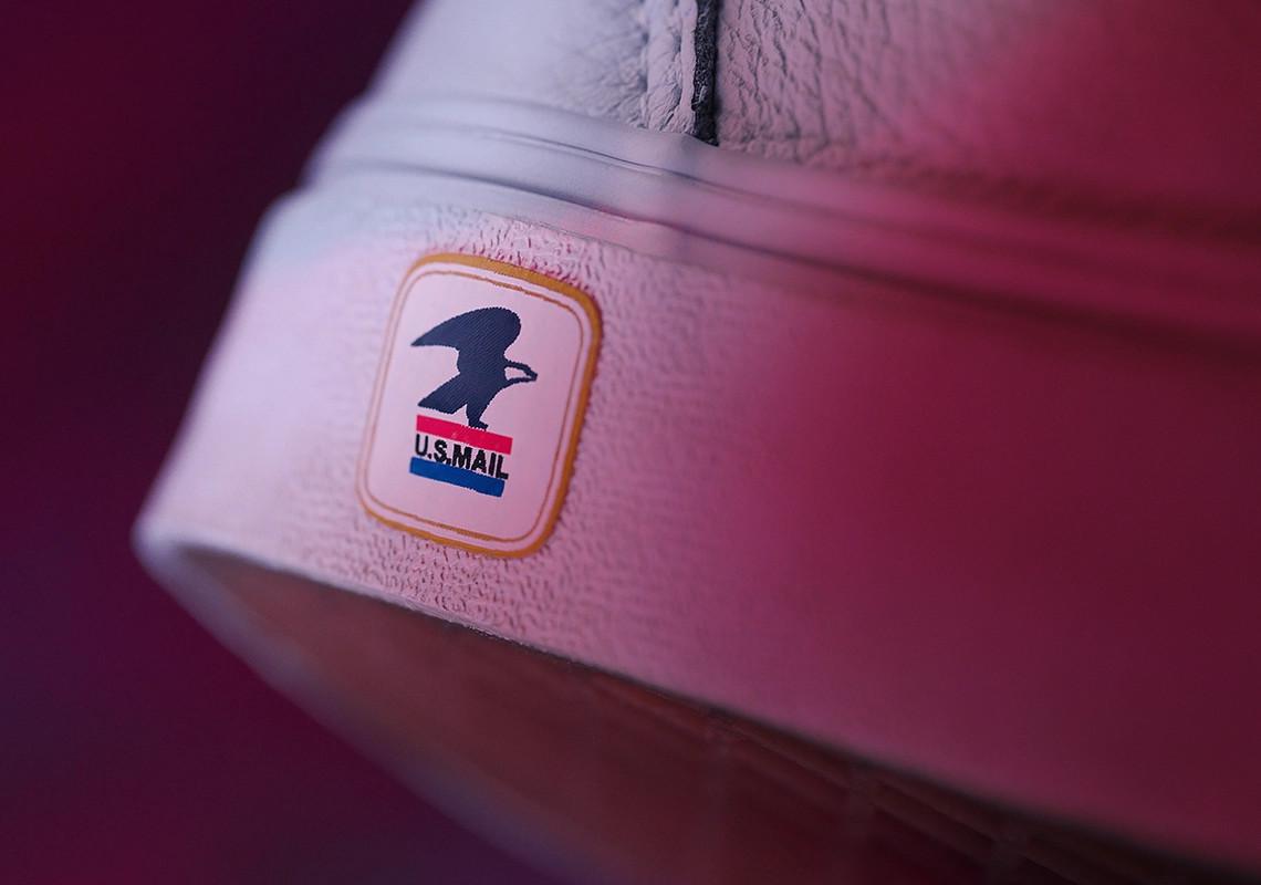 Livraison confirmée : Vans et USPS s'apprêtent à lancer une collection sous licence officielle.