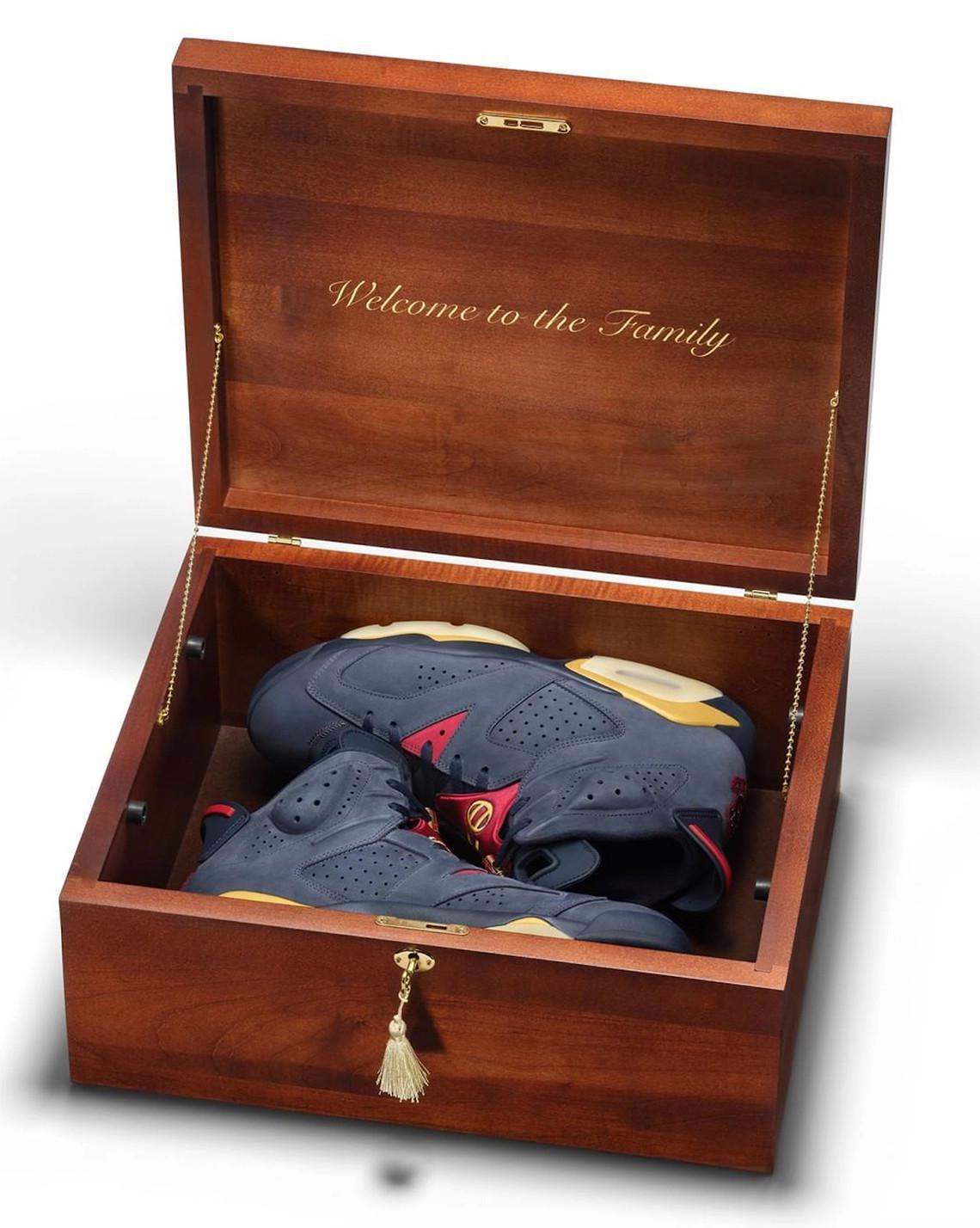 Jordan Brand offre des Air Jordan 6 PE à l'ensemble de ses athlètes. Jordan Brand offre des Air Jordan 6 PE à l'ensemble de ses athlètes.