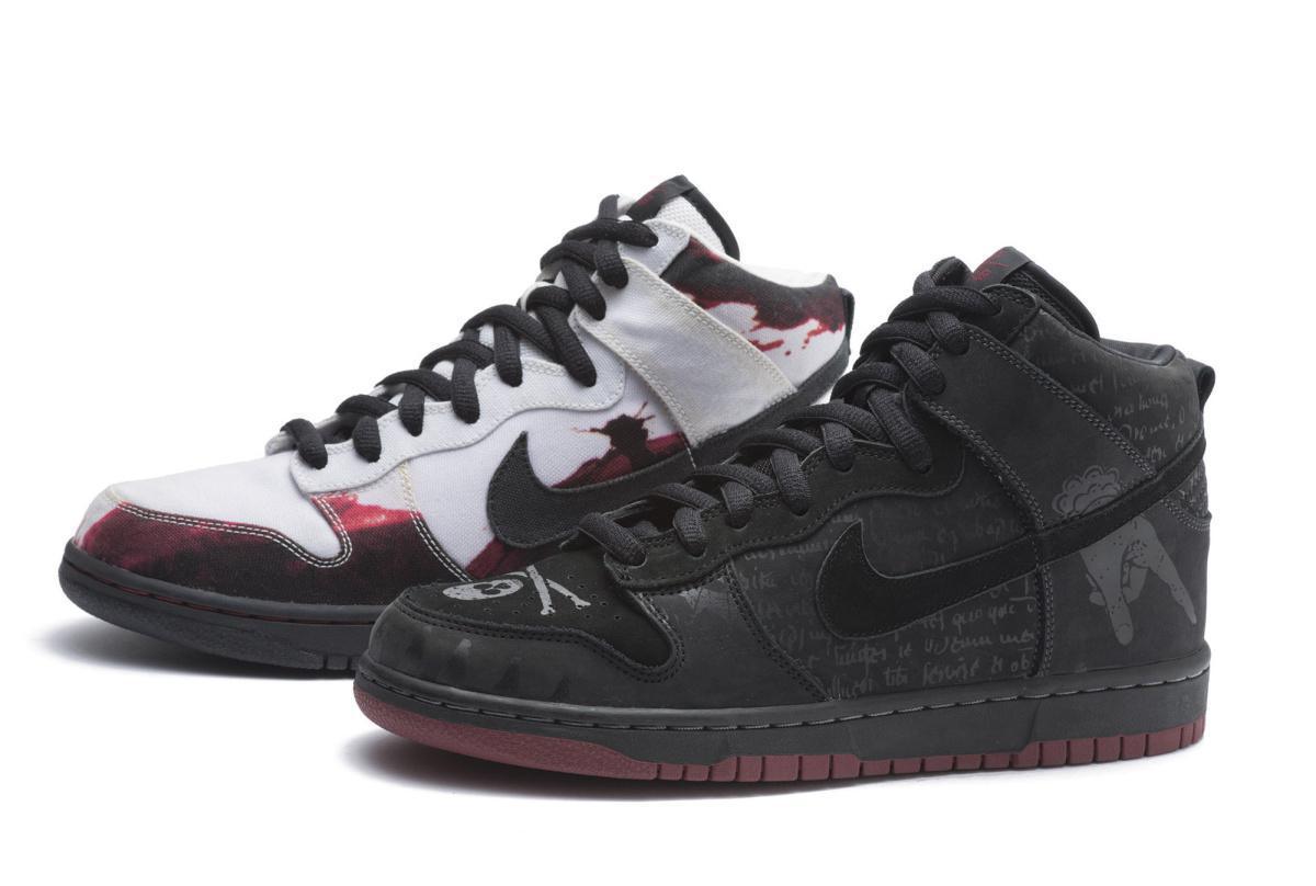 NIKE SB Dunk High Pro Melvins NIKE SB Dunk High Pro Melvins
