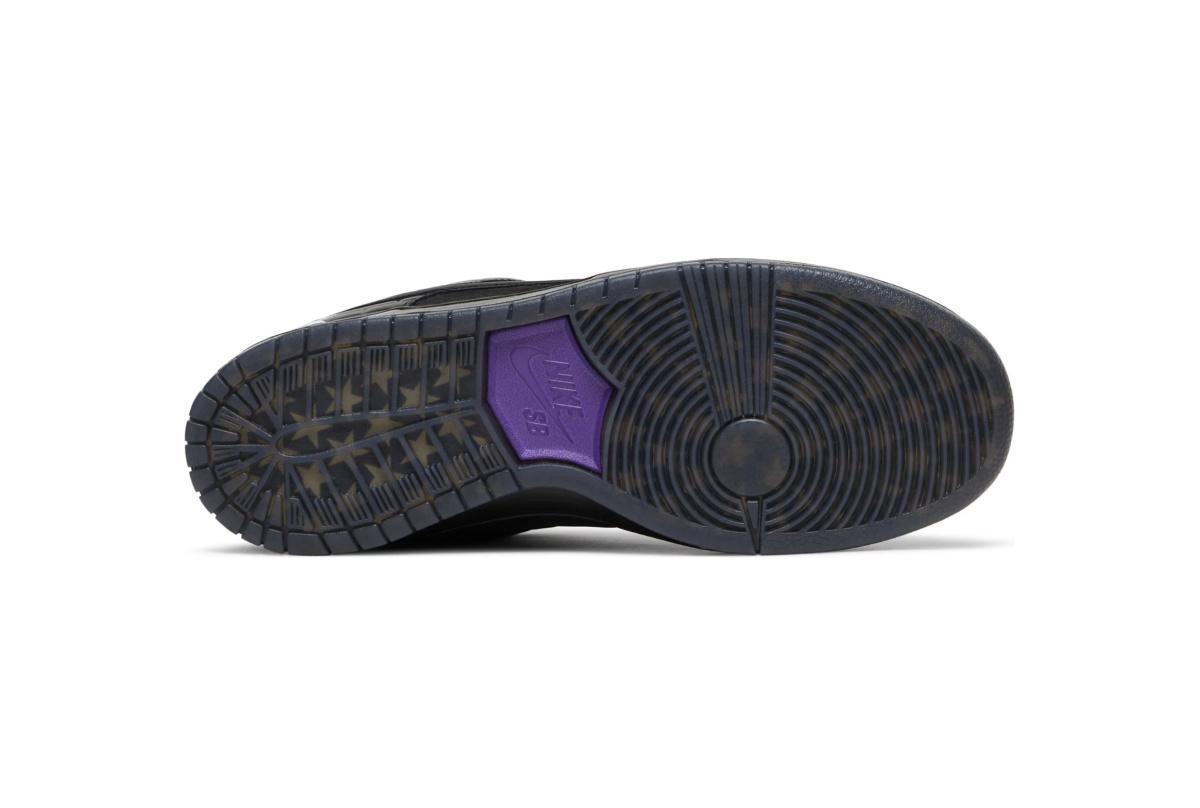 NIKE SB Dunk Low Familia First Avenue NIKE SB Dunk Low Familia First Avenue