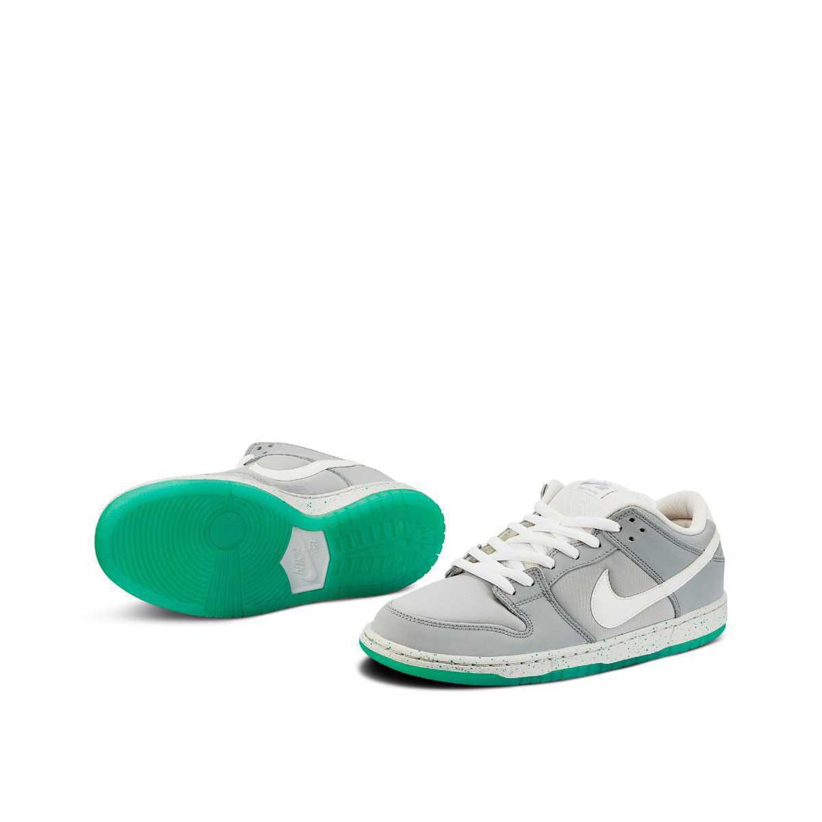 NIKE SB Dunk Low Marty McFly