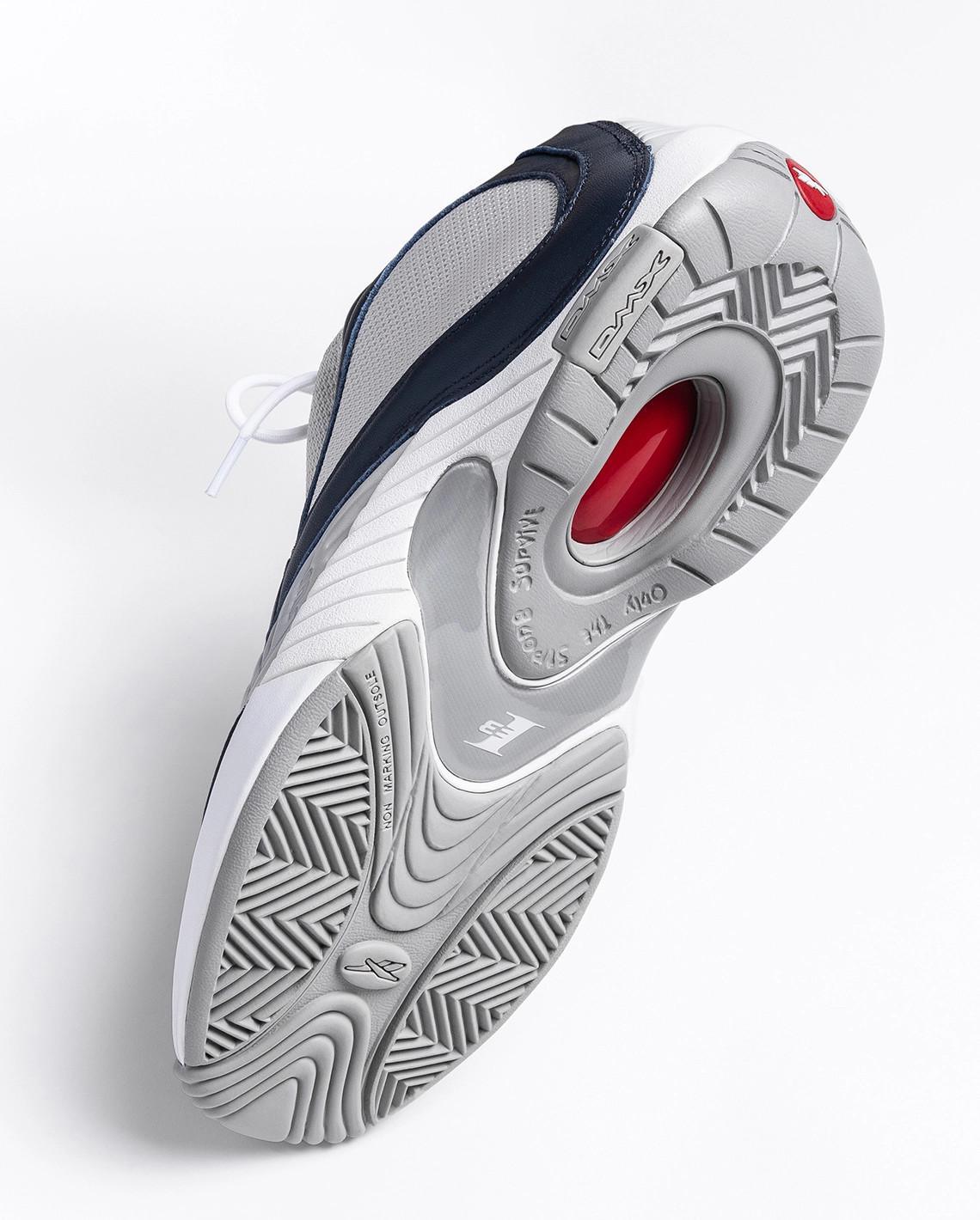 La Reebok Answer IV "Ultramarine" de Packer, un hommage à une icône des années 90, sort cette semaine. La Reebok Answer IV "Ultramarine" de Packer, un hommage à une icône des années 90, sort cette semaine.