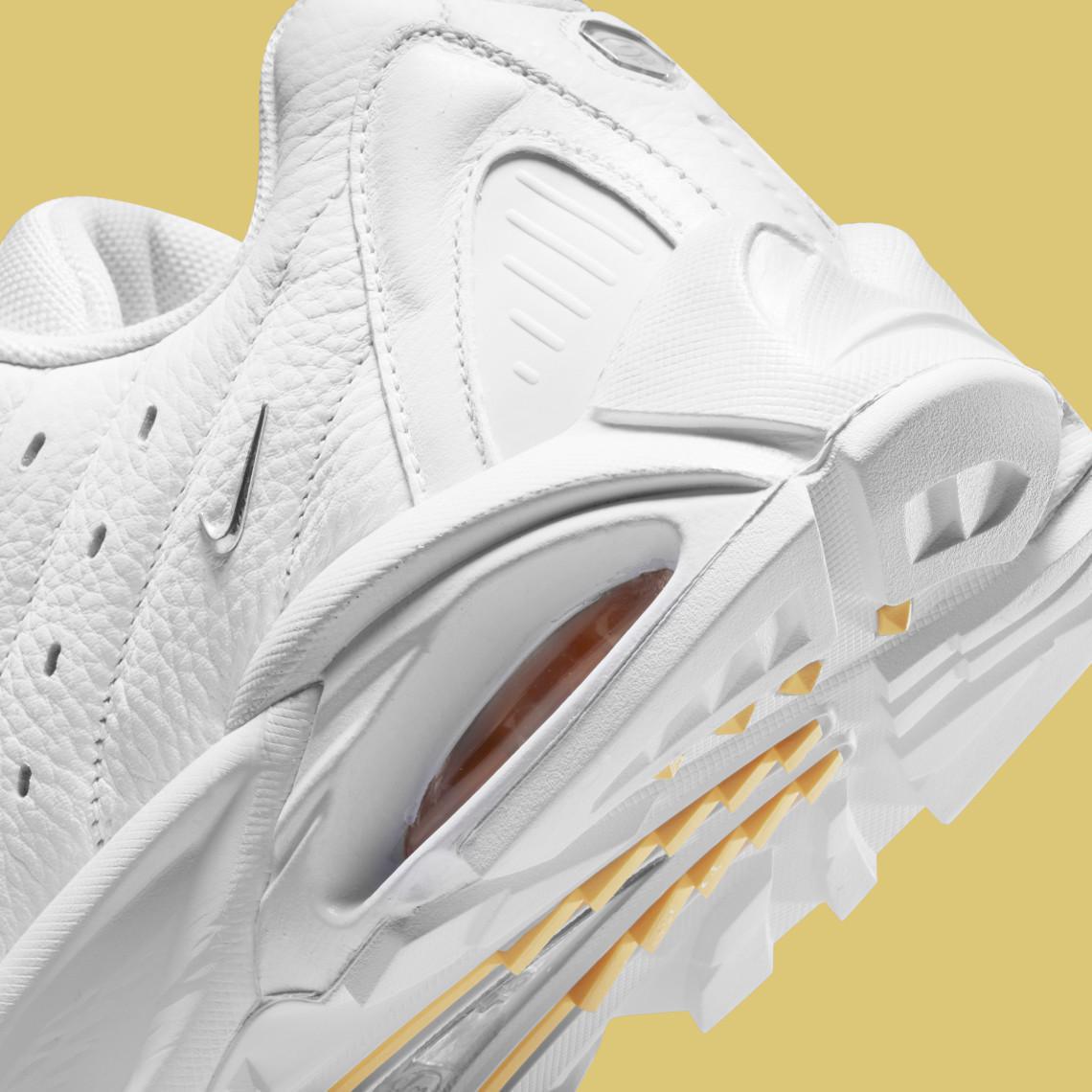 Où acheter lespremières chaussure signée de Drake Où acheter lespremières chaussure signée de Drake