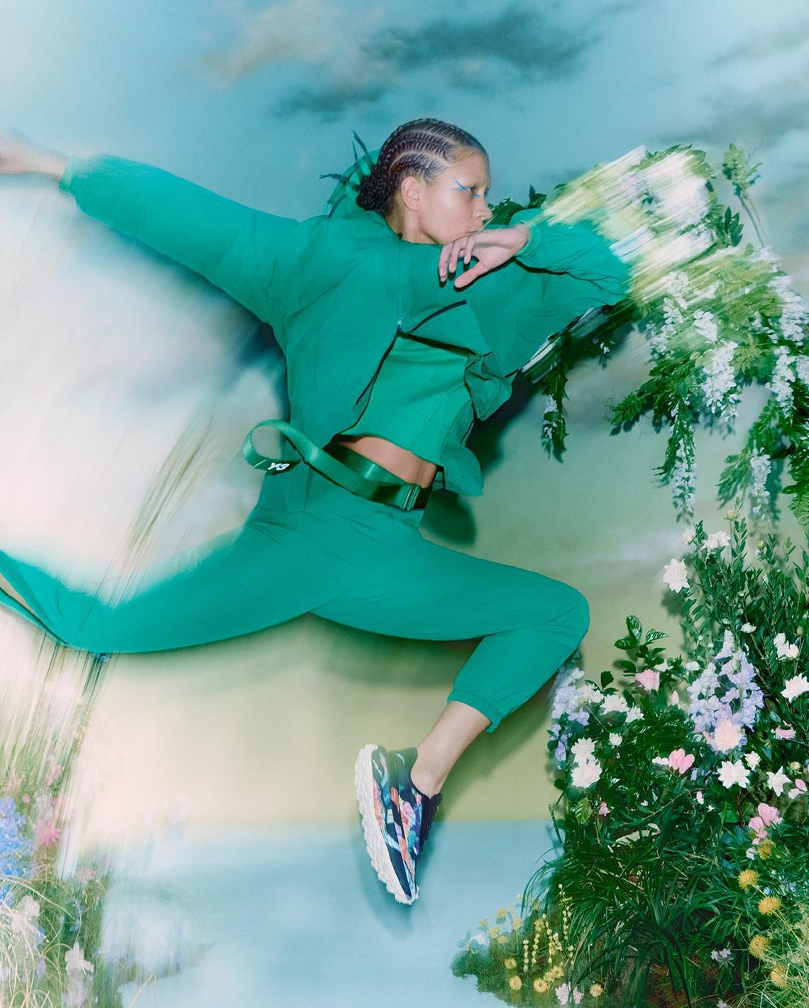 Adidas Y-3 présente sa collection "Chapter 2" pour le printemps/été 2022 Adidas Y-3 présente sa collection "Chapter 2" pour le printemps/été 2022