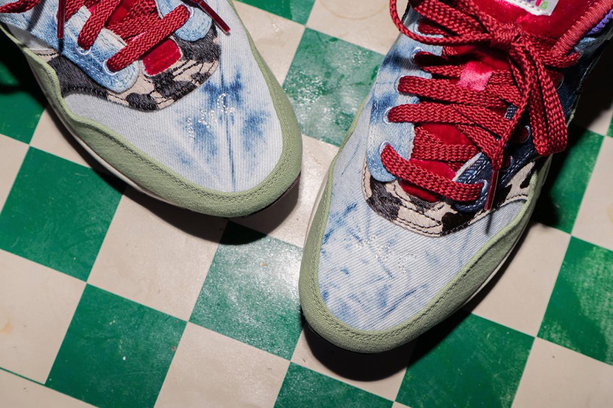 La collection Nike Air Max 1 "Message à l'Univers" de Concepts est un nouveau tour de piste. La collection Nike Air Max 1 "Message à l'Univers" de Concepts est un nouveau tour de piste.