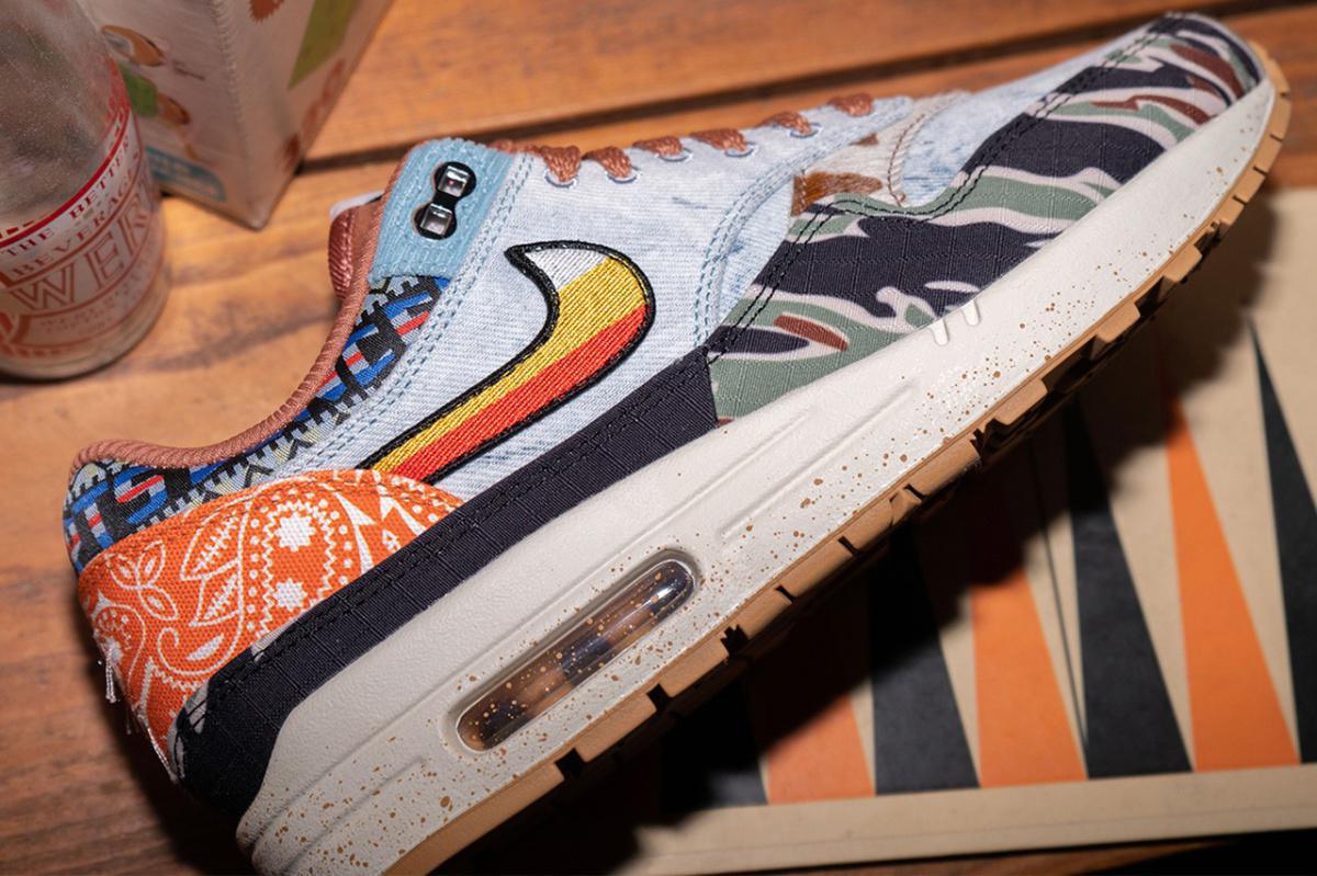 La collection Nike Air Max 1 "Message à l'Univers" de Concepts est un nouveau tour de piste. La collection Nike Air Max 1 "Message à l'Univers" de Concepts est un nouveau tour de piste.