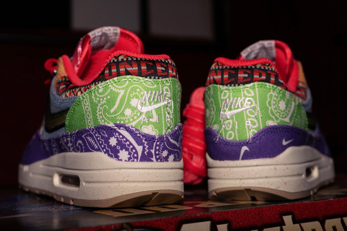 La collection Nike Air Max 1 "Message à l'Univers" de Concepts est un nouveau tour de piste. La collection Nike Air Max 1 "Message à l'Univers" de Concepts est un nouveau tour de piste.