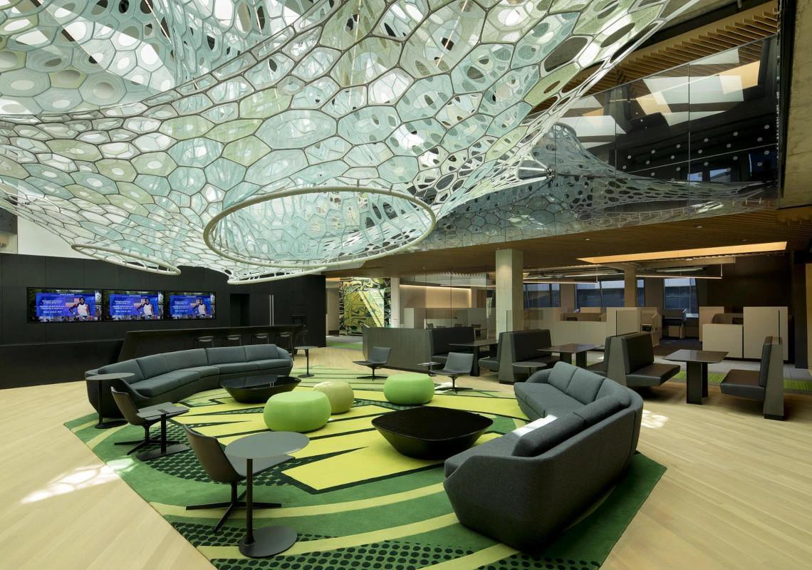 Le bâtiment Serena Williams est le plus grand jamais construit au siège de Nike. Le bâtiment Serena Williams est le plus grand jamais construit au siège de Nike.