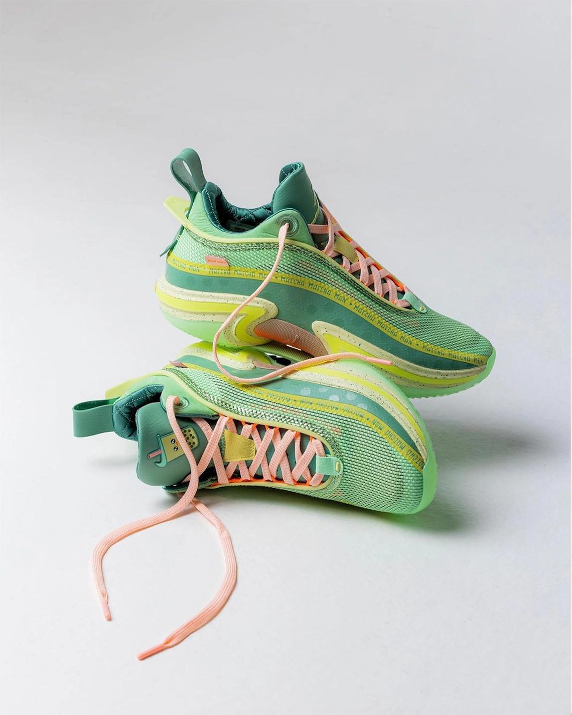 Koolmac, le photographe de confiance de Hoops, conçoit une Air Jordan 36 Low inspirée de Boba Tea. Koolmac, le photographe de confiance de Hoops, conçoit une Air Jordan 36 Low inspirée de Boba Tea.