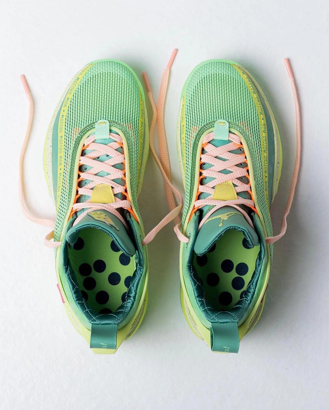 Koolmac, le photographe de confiance de Hoops, conçoit une Air Jordan 36 Low inspirée de Boba Tea. Koolmac, le photographe de confiance de Hoops, conçoit une Air Jordan 36 Low inspirée de Boba Tea.
