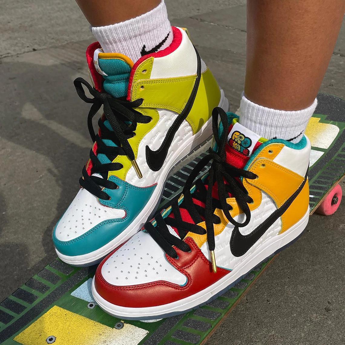 froSkate dévoile officiellement sa collaboration avec Nike SB Dunk High froSkate dévoile officiellement sa collaboration avec Nike SB Dunk High