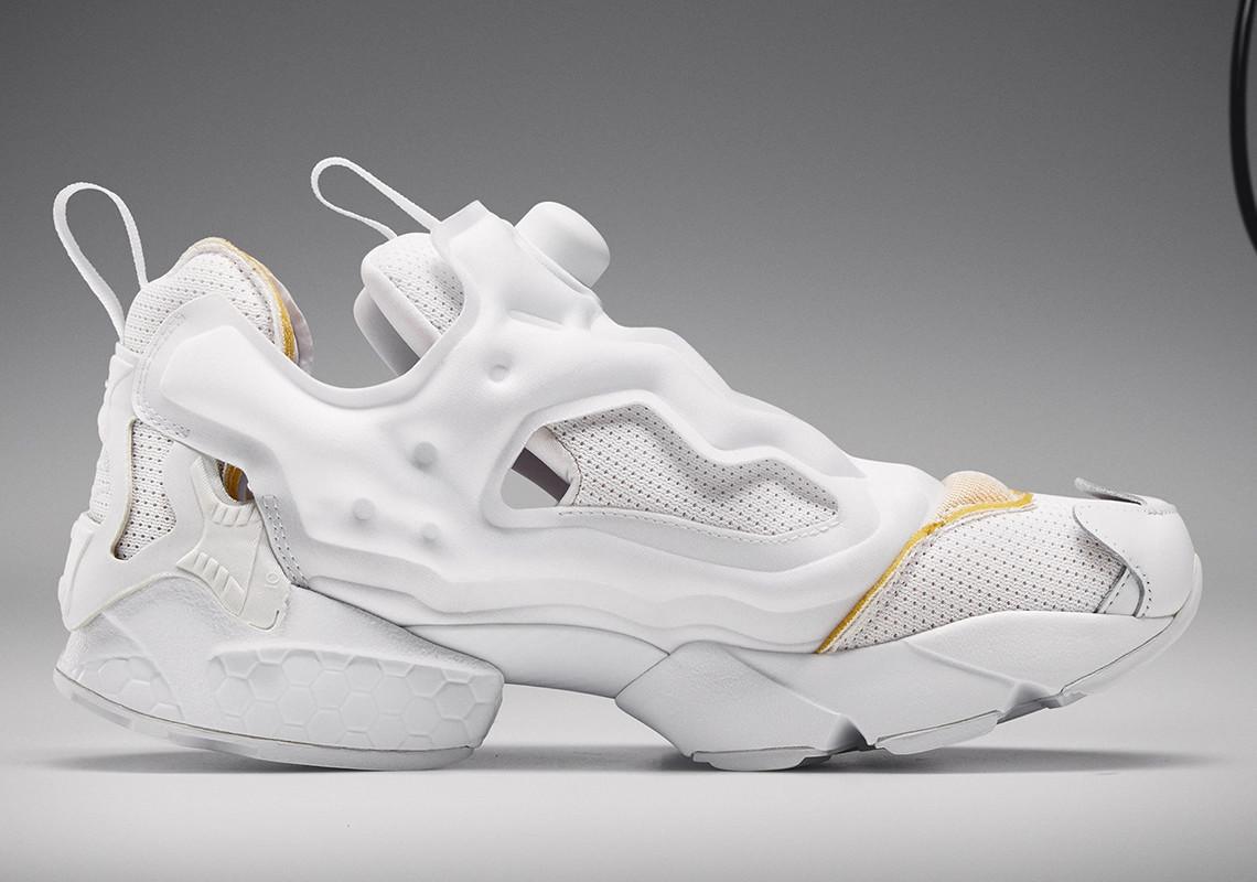 Maison Margiela et Reebok ajoutent les modèles Question Mid, Instapump Fury et Zig 3D Storm à la collection "Memory Of". Maison Margiela et Reebok ajoutent les modèles Question Mid, Instapump Fury et Zig 3D Storm à la collection "Memory Of".