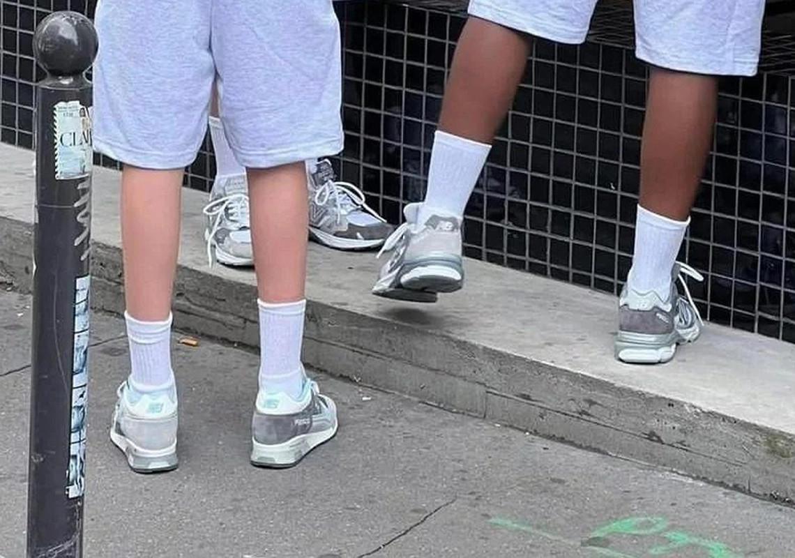 BEAMS et Paperboy Paris vont lancer les New Balance 920 et 1500 plus tard cette année. BEAMS et Paperboy Paris vont lancer les New Balance 920 et 1500 plus tard cette année.