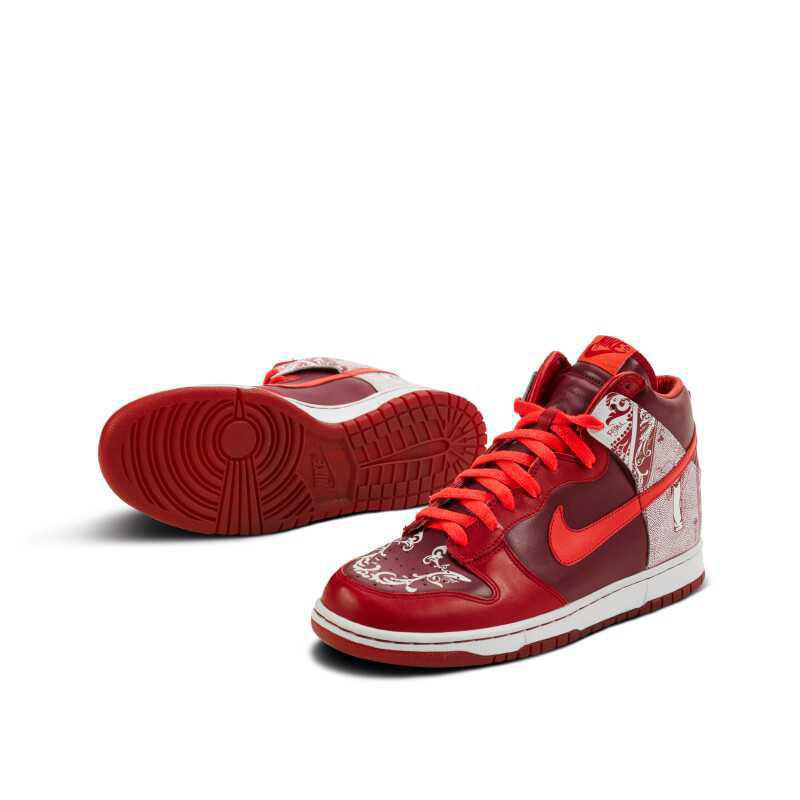 NIKE SB Dunk High Tiger Woods NIKE SB Dunk High Tiger Woods