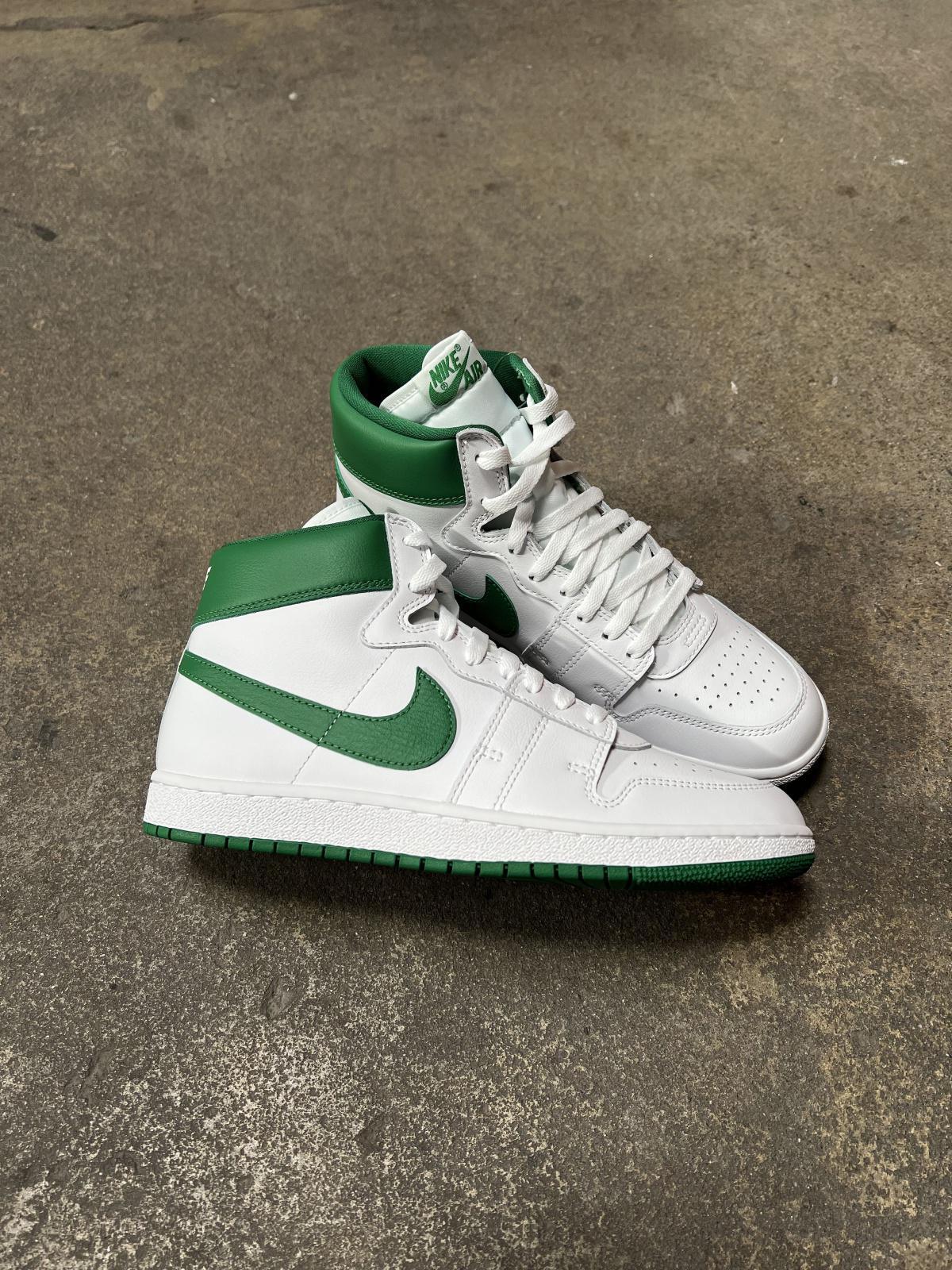 Se souvenir des jours où les joyaux du commerce de détail étaient juste sous votre nez. Se souvenir des jours où les joyaux du commerce de détail étaient juste sous votre nez.