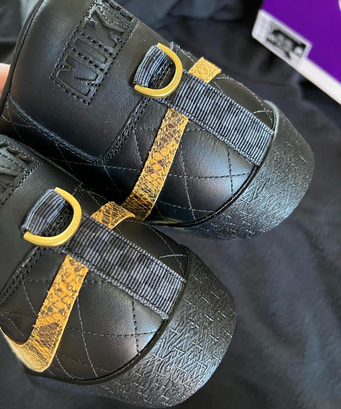 Supreme sort une autre série de Nike SB Blazers matelassés.