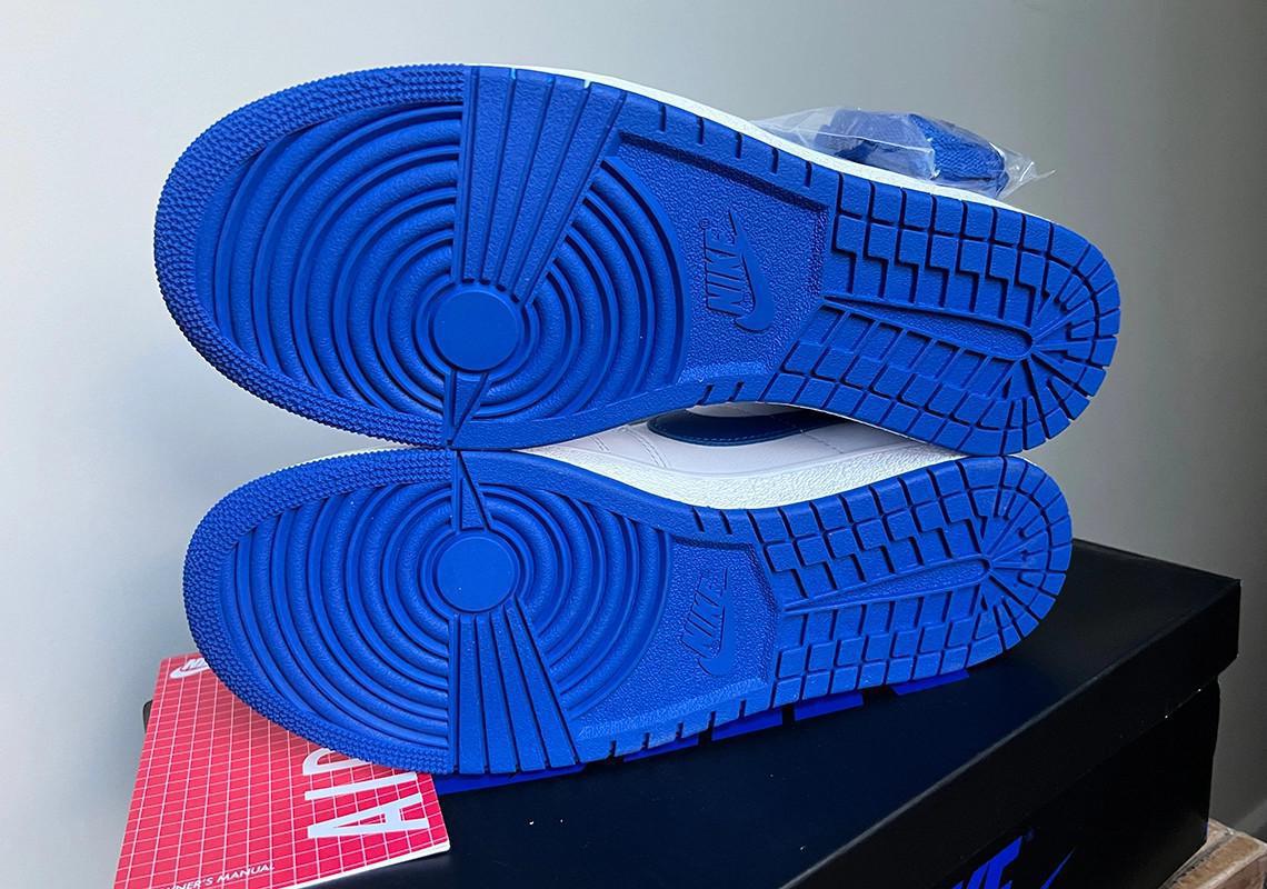 A Ma Maniere aide à inaugurer le Nike Air Ship avec la version "Game Royal". A Ma Maniere aide à inaugurer le Nike Air Ship avec la version "Game Royal".