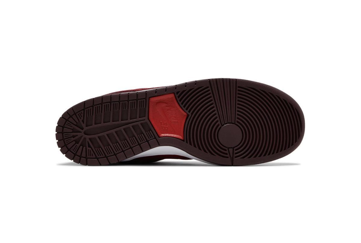 NIKE SB Dunk Low Fruity Pack Cherry NIKE SB Dunk Low Fruity Pack Cherry