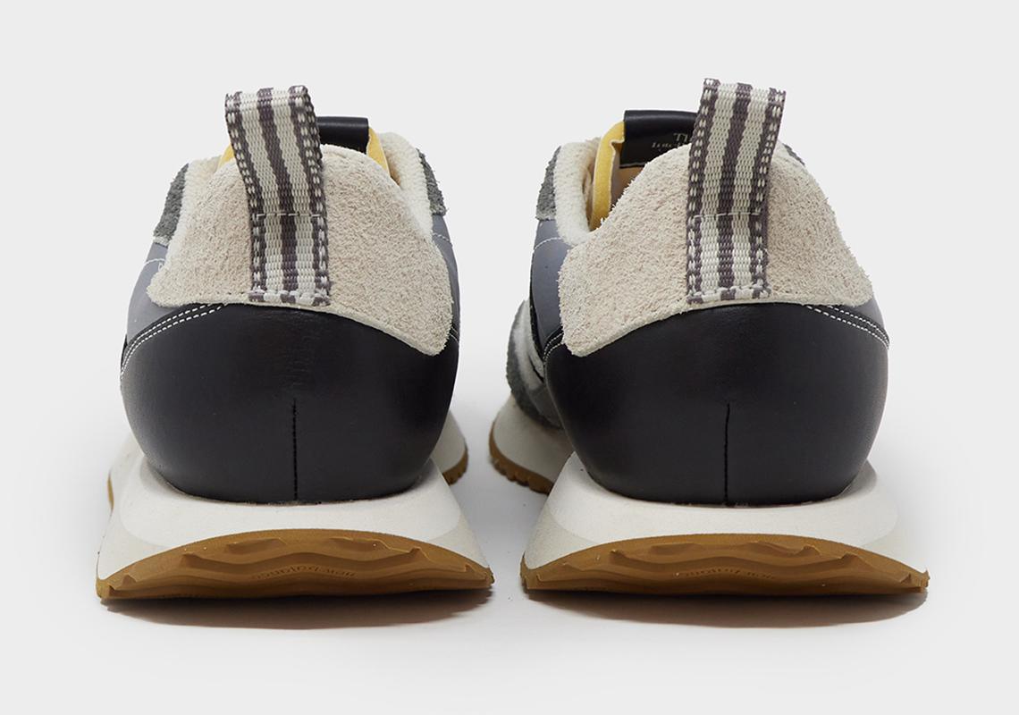 Todd Snyder revisite les tenues de sport des années 70 avec la New Balance 237 "City Gym". Todd Snyder revisite les tenues de sport des années 70 avec la New Balance 237 "City Gym".