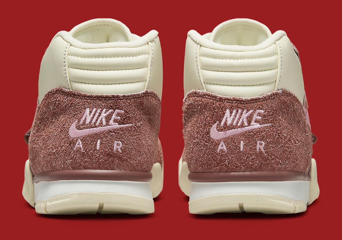 La Nike Air Trainer 1 "Valentine's Day" est une lettre d'amour subtile à la Air Max 90 "Bacon".