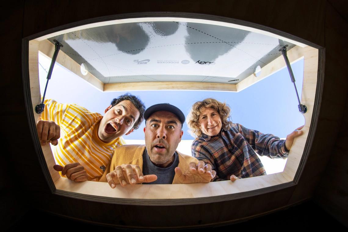 L'héritage de Sandy Bodecker se poursuit avec la vente aux enchères caritative Nike SB eBay Dunk. L'héritage de Sandy Bodecker se poursuit avec la vente aux enchères caritative Nike SB eBay Dunk.