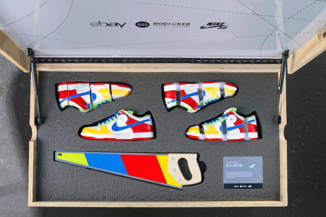 L'héritage de Sandy Bodecker se poursuit avec la vente aux enchères caritative Nike SB eBay Dunk. L'héritage de Sandy Bodecker se poursuit avec la vente aux enchères caritative Nike SB eBay Dunk.