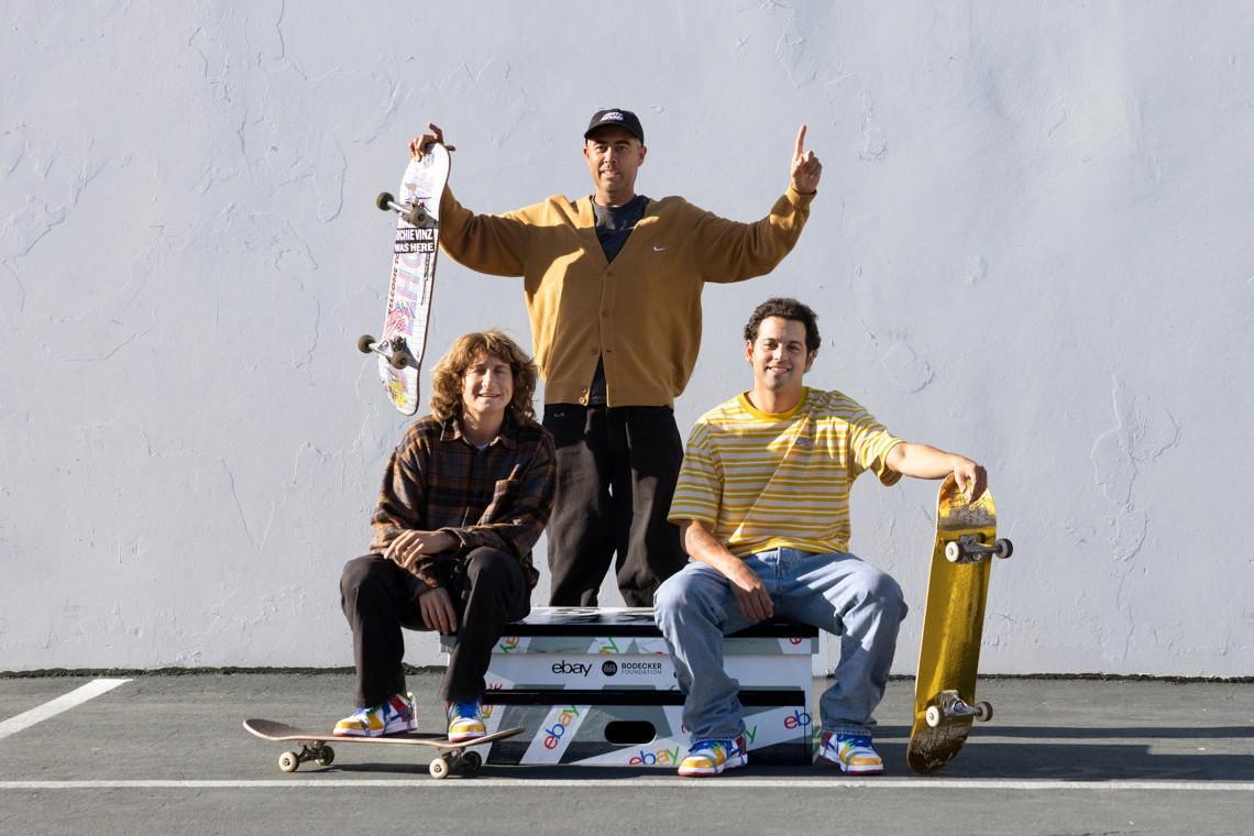 L'héritage de Sandy Bodecker se poursuit avec la vente aux enchères caritative Nike SB eBay Dunk. L'héritage de Sandy Bodecker se poursuit avec la vente aux enchères caritative Nike SB eBay Dunk.