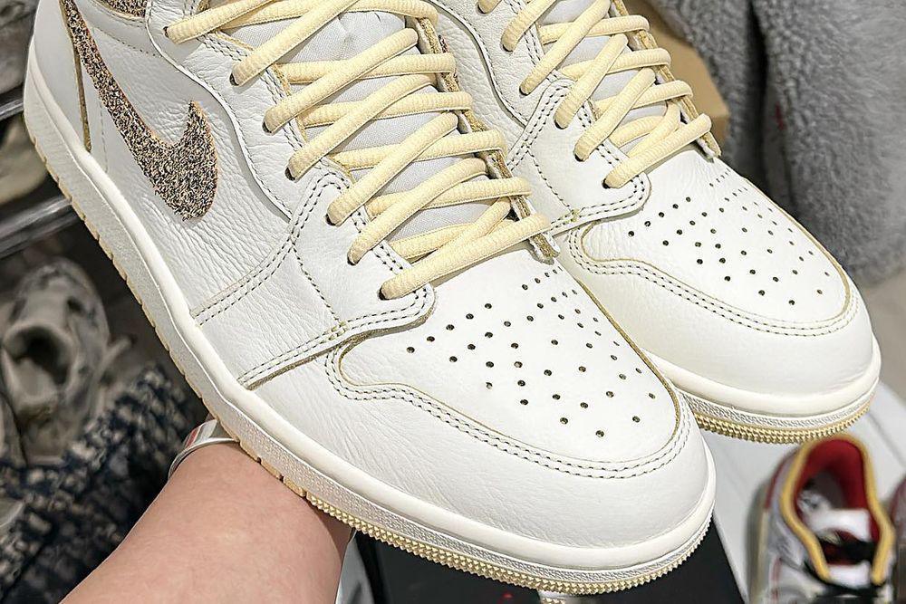 Premier regard sur l'Air Jordan 1 High OG "Vibrations of Naija". Premier regard sur l'Air Jordan 1 High OG "Vibrations of Naija".